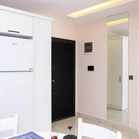 Sa Apartments! Sea View 1bd Flat